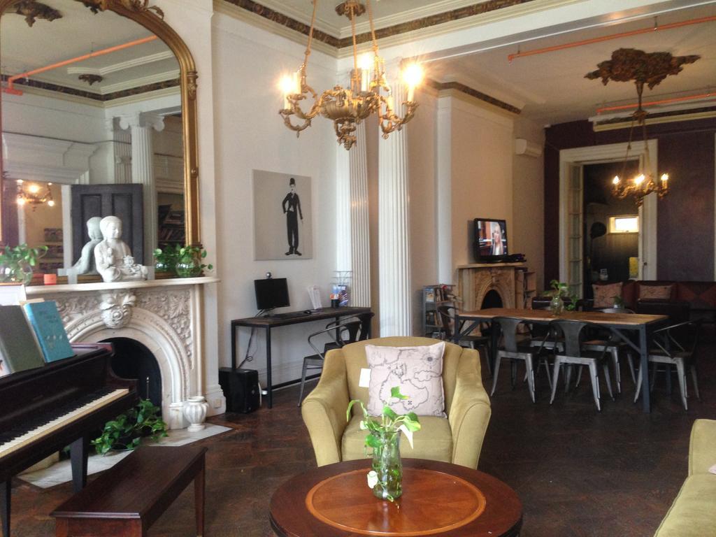 Hi - Baltimore Hostel Mount Vernon Extérieur photo