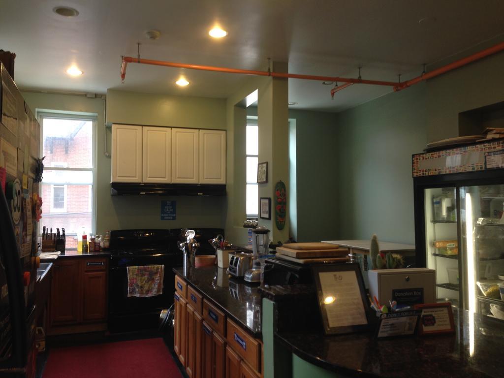 Hi - Baltimore Hostel Mount Vernon Extérieur photo