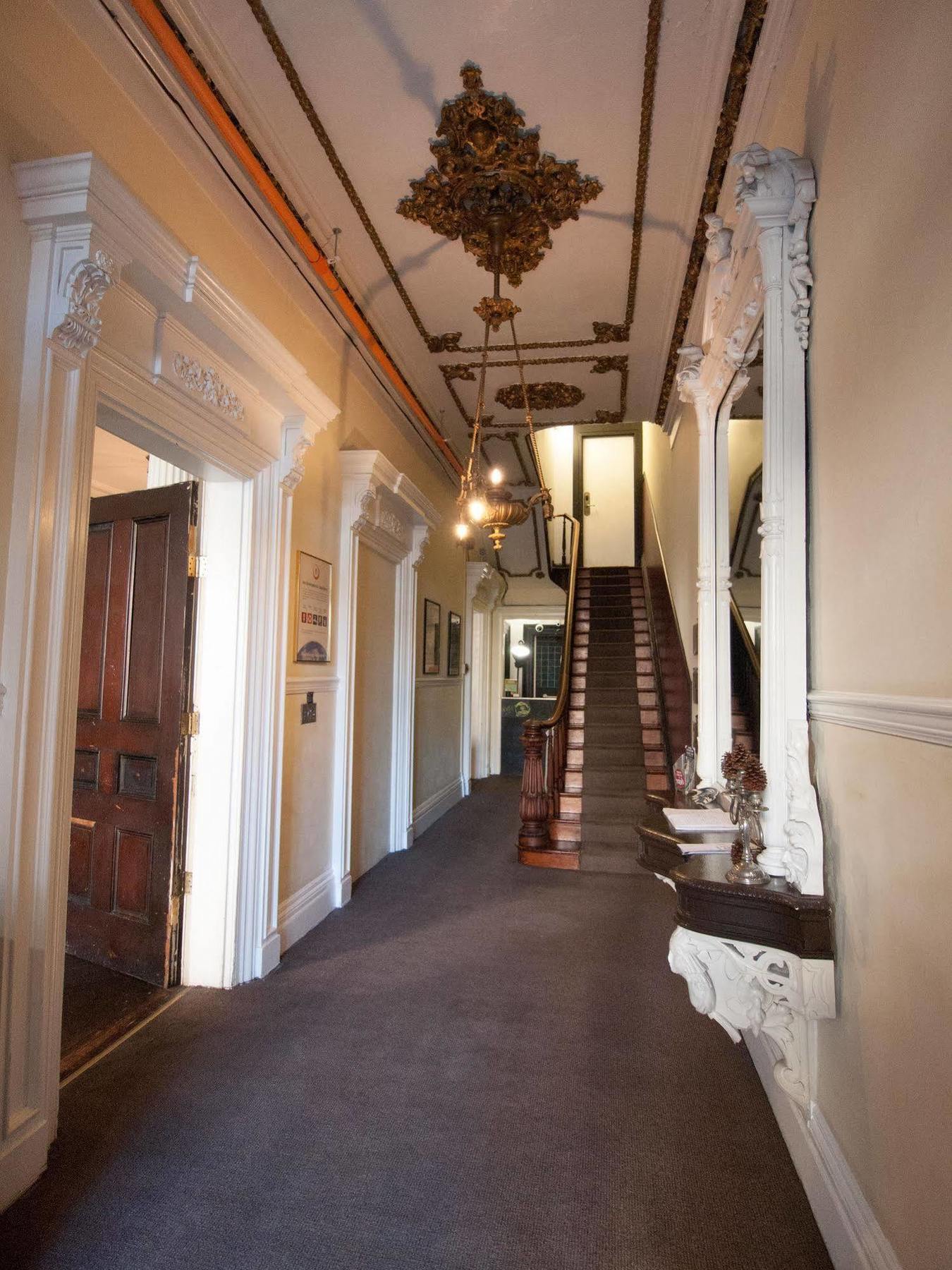 Hi - Baltimore Hostel Mount Vernon Extérieur photo